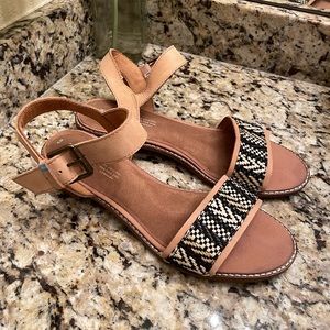 Toms Camilia Strap Sandal